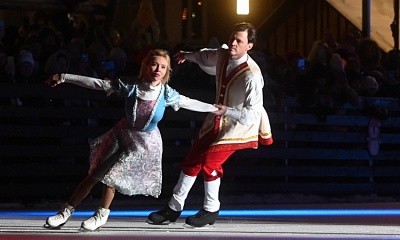 Участники шоу "Ледниковый период" выступили в Сергиевом Посаде