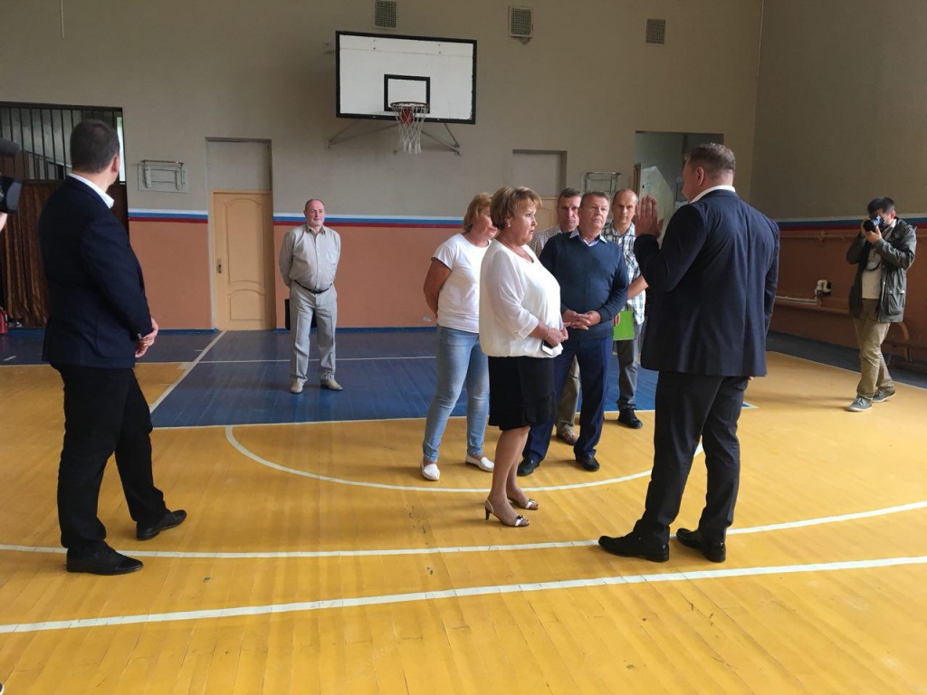 School_Kraz_02.jpg School_Kraz_02.jpg